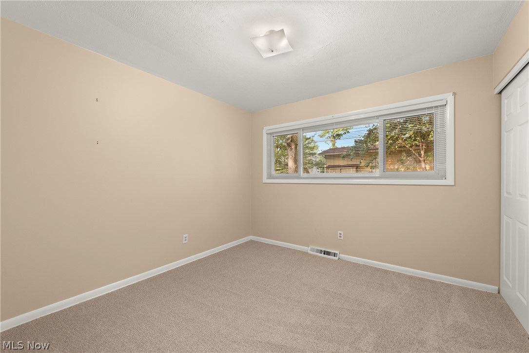 6705 Hawthorne Drive Brecksville OH 44141