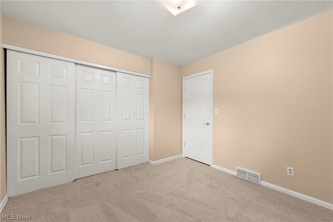 6705 Hawthorne Drive Brecksville OH 44141