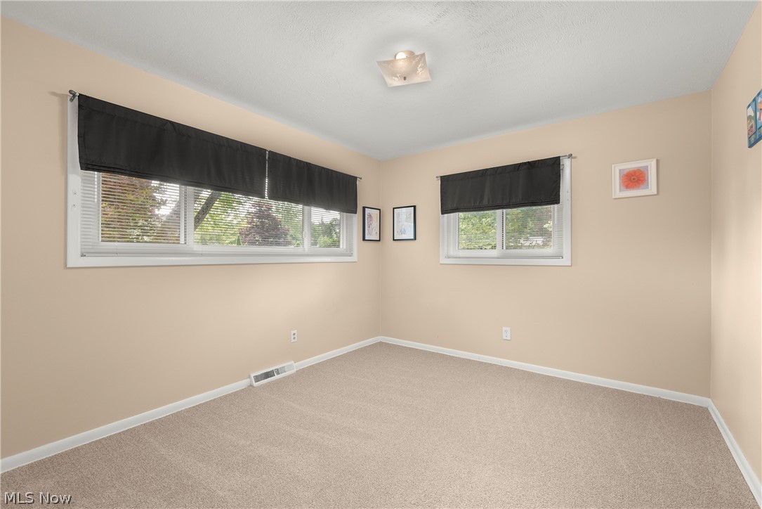 6705 Hawthorne Drive Brecksville OH 44141