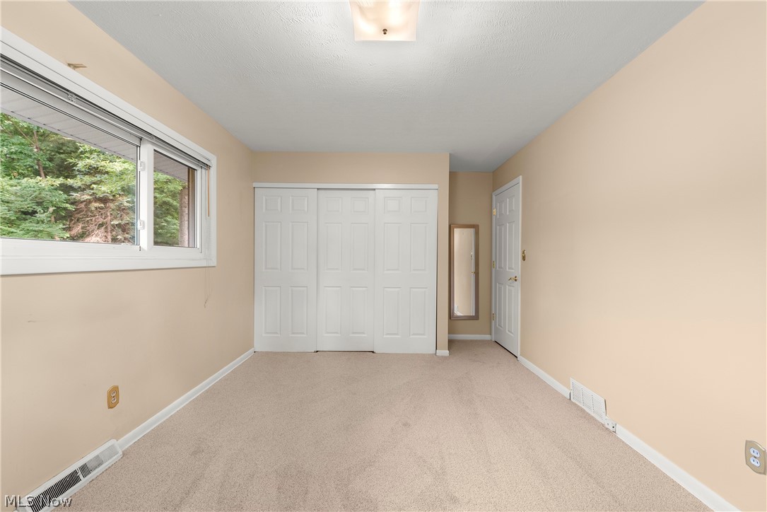 6705 Hawthorne Drive Brecksville OH 44141