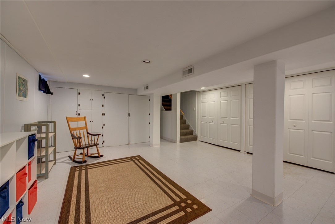 6705 Hawthorne Drive Brecksville OH 44141