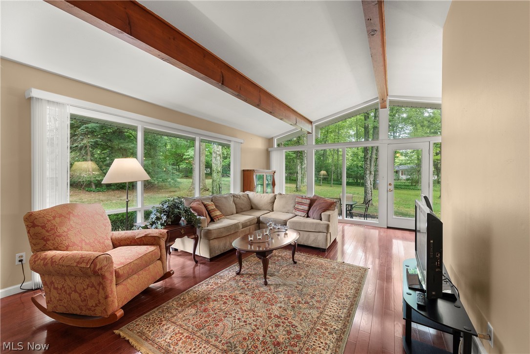 6705 Hawthorne Drive Brecksville OH 44141