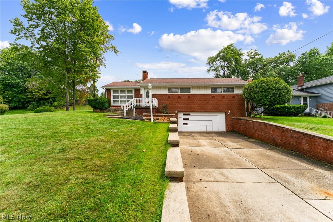 3817 Baymar Drive Youngstown OH 44511