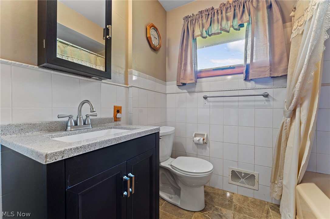 3817 Baymar Drive Youngstown OH 44511