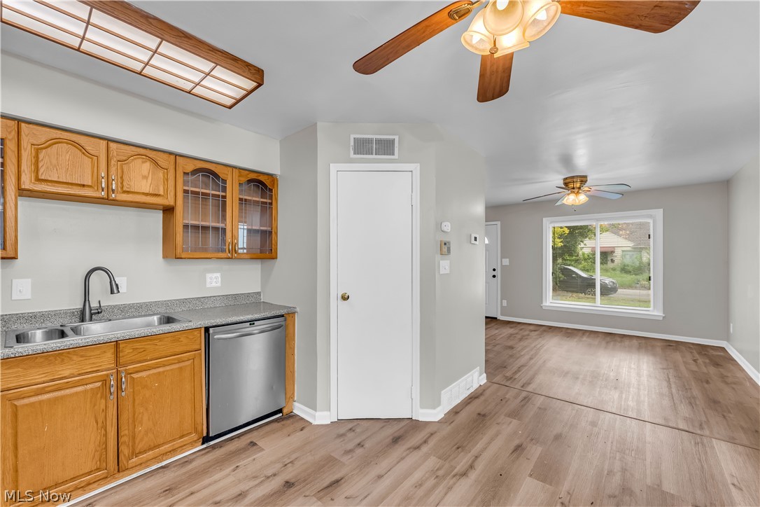 18517 Homeway Road Cleveland OH 44135