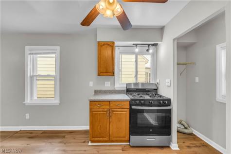 18517 Homeway Road Cleveland OH 44135
