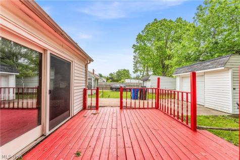 18517 Homeway Road Cleveland OH 44135