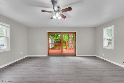18517 Homeway Road Cleveland OH 44135