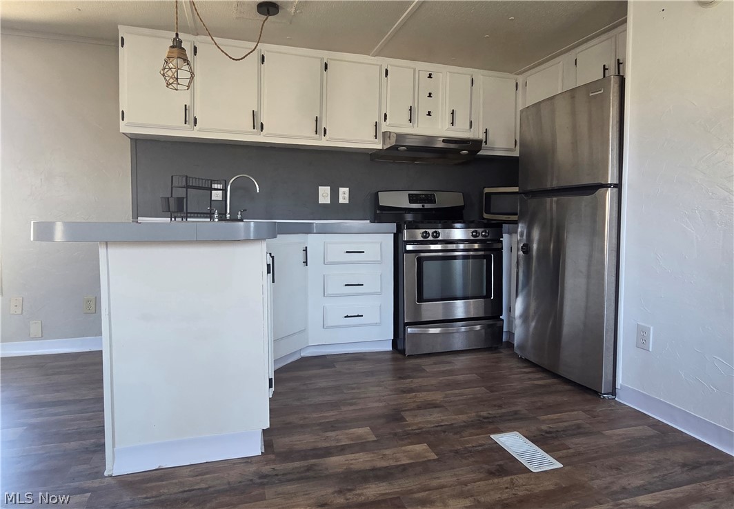 108 Gulf Stream Lane SE New Philadelphia OH 44663