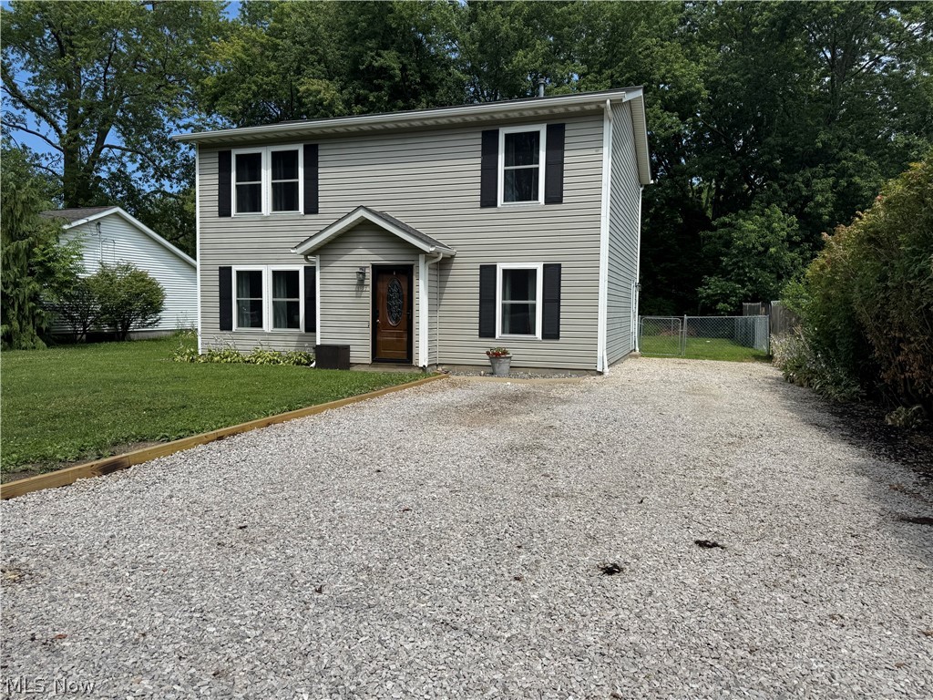 1127 Maple Avenue Madison OH 44057