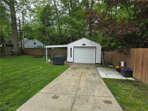 2666 Owaisa Road Cuyahoga Falls OH 44221