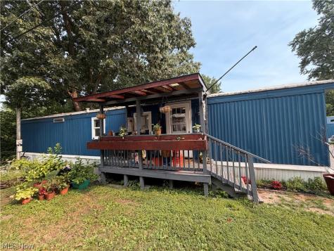 1909 E Turkeyfoot Lake Road Akron OH 44312