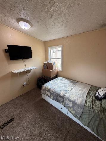 1909 E Turkeyfoot Lake Road Akron OH 44312