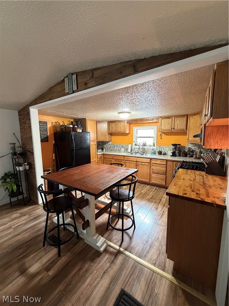 1909 E Turkeyfoot Lake Road Akron OH 44312