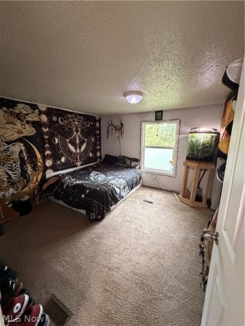1909 E Turkeyfoot Lake Road Akron OH 44312