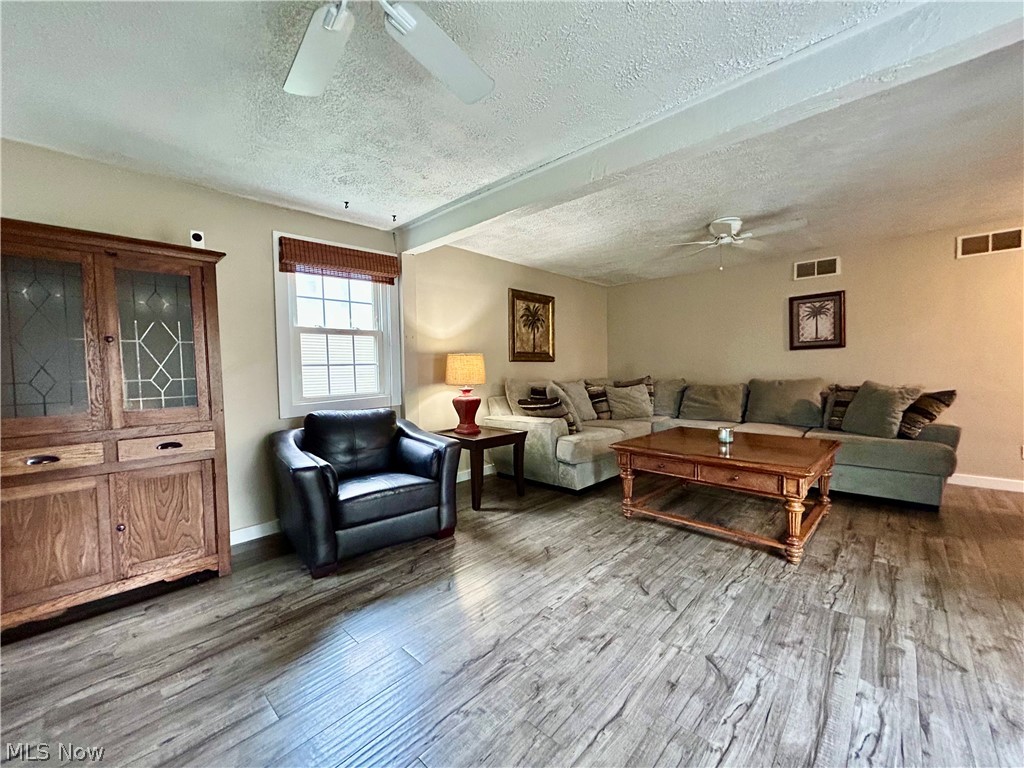 4595 Sheffield Drive Austintown OH 44515