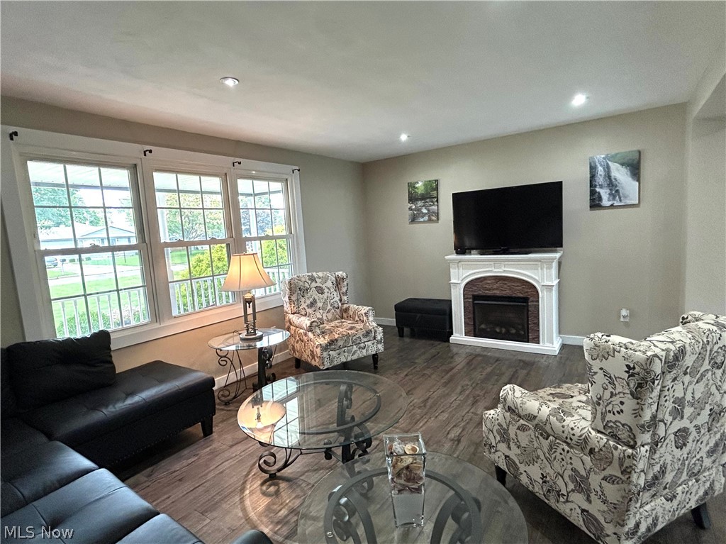 4595 Sheffield Drive Austintown OH 44515
