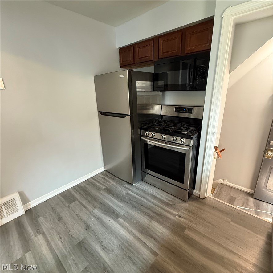 7715 Renwood Drive Parma OH 44129