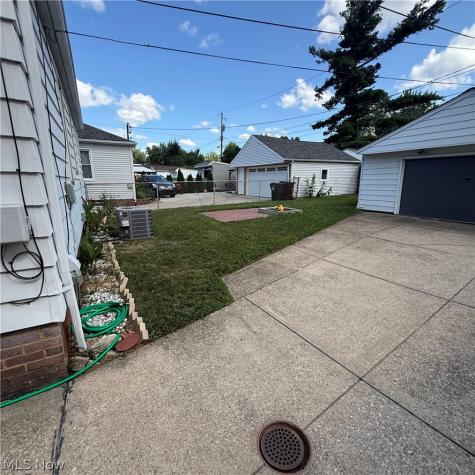 7715 Renwood Drive Parma OH 44129