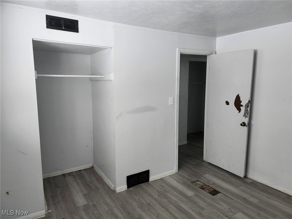 4525 E 143rd Street Cleveland OH 44128