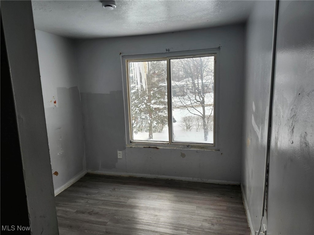 4525 E 143rd Street Cleveland OH 44128