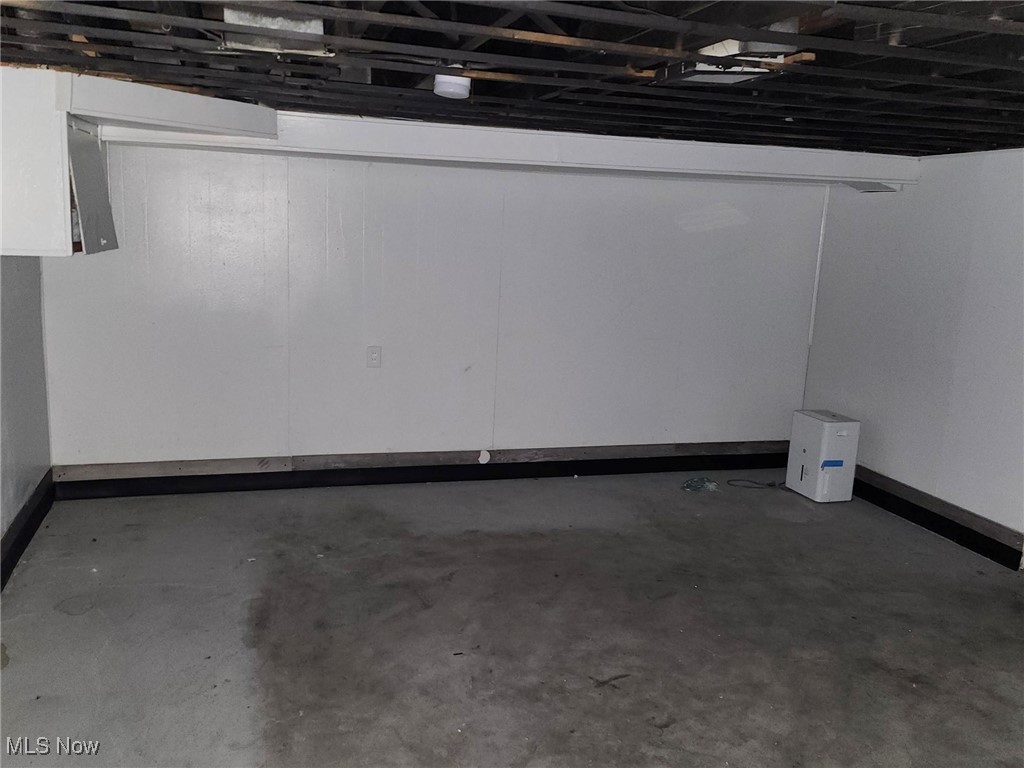 4525 E 143rd Street Cleveland OH 44128