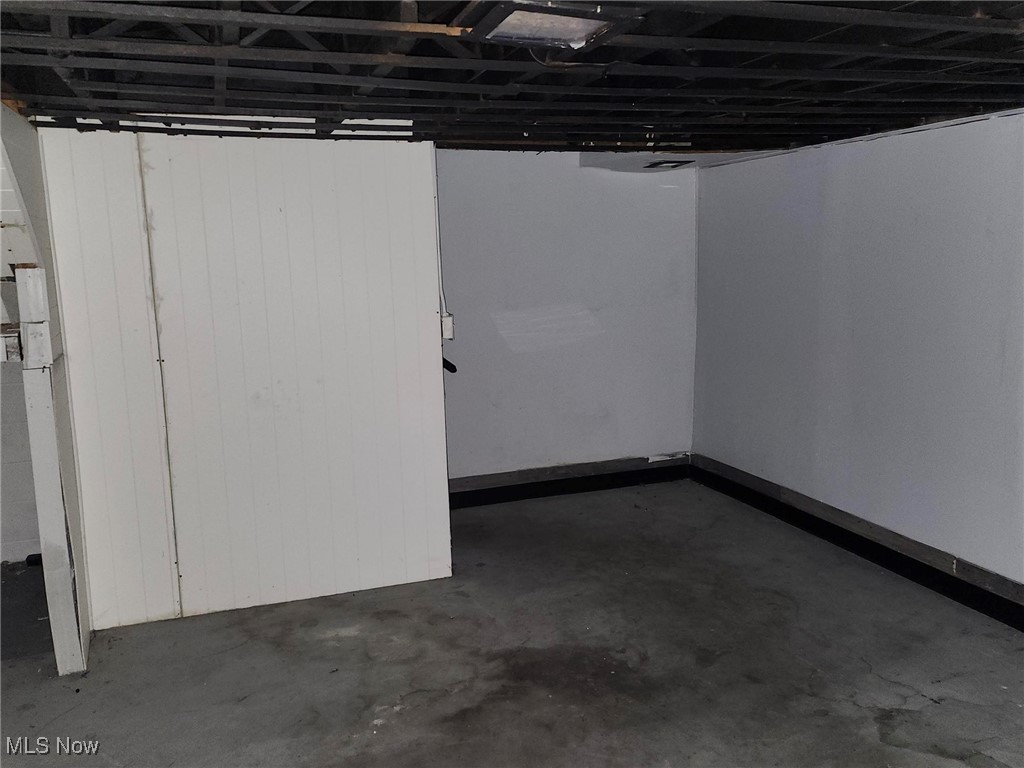 4525 E 143rd Street Cleveland OH 44128