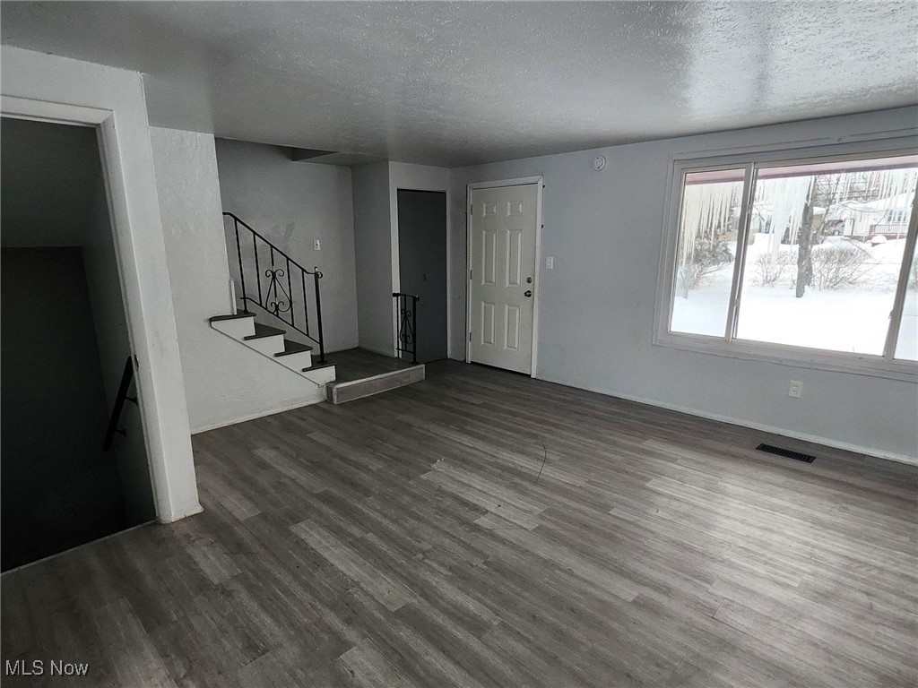 4525 E 143rd Street Cleveland OH 44128