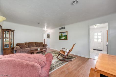 1565 Canterbury Road Westlake OH 44145
