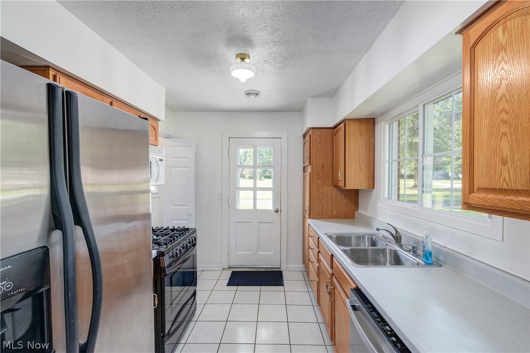 1565 Canterbury Road Westlake OH 44145