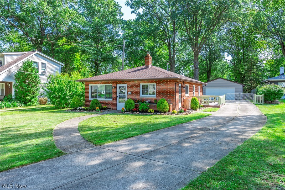 1565 Canterbury Road Westlake OH 44145