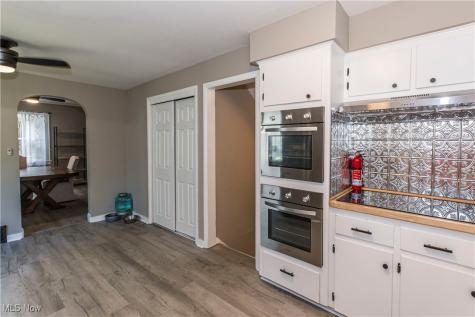 457 S Firestone Boulevard Akron OH 44301