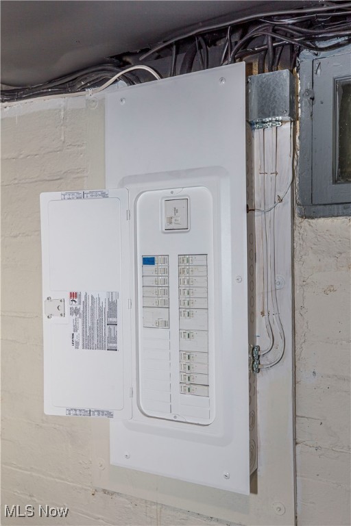 457 S Firestone Boulevard Akron OH 44301