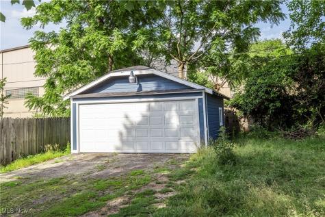 457 S Firestone Boulevard Akron OH 44301