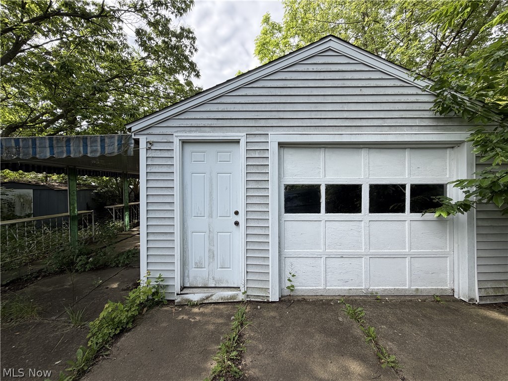 682 Barbara Avenue Akron OH 44306