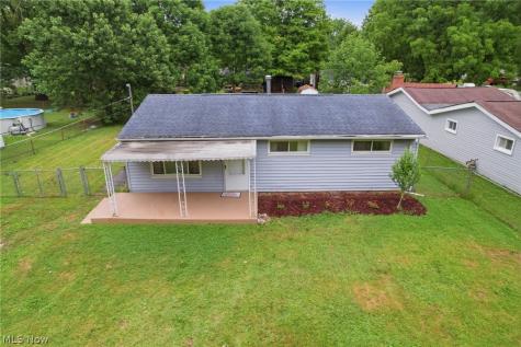 9164 Weaver Road Ravenna OH 44266