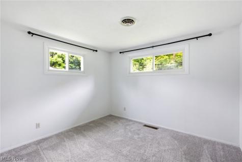 9164 Weaver Road Ravenna OH 44266