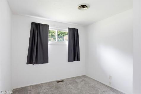 9164 Weaver Road Ravenna OH 44266