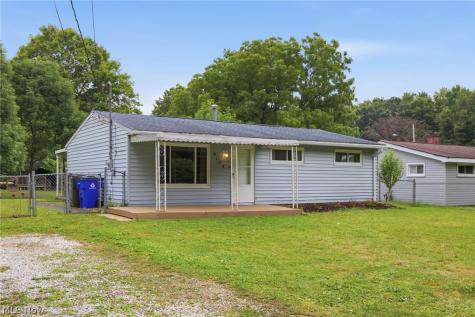 9164 Weaver Road Ravenna OH 44266