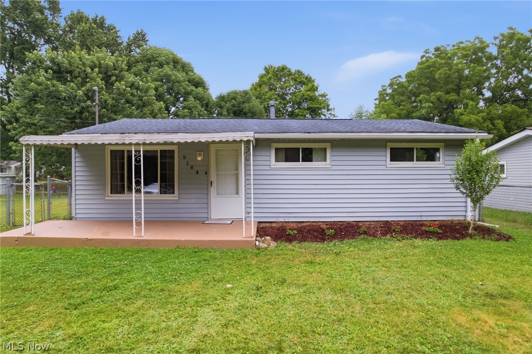 9164 Weaver Road Ravenna OH 44266
