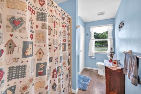 37846 Sharpe Avenue Willoughby OH 44094