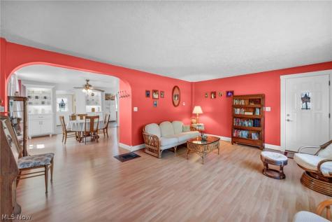 37846 Sharpe Avenue Willoughby OH 44094