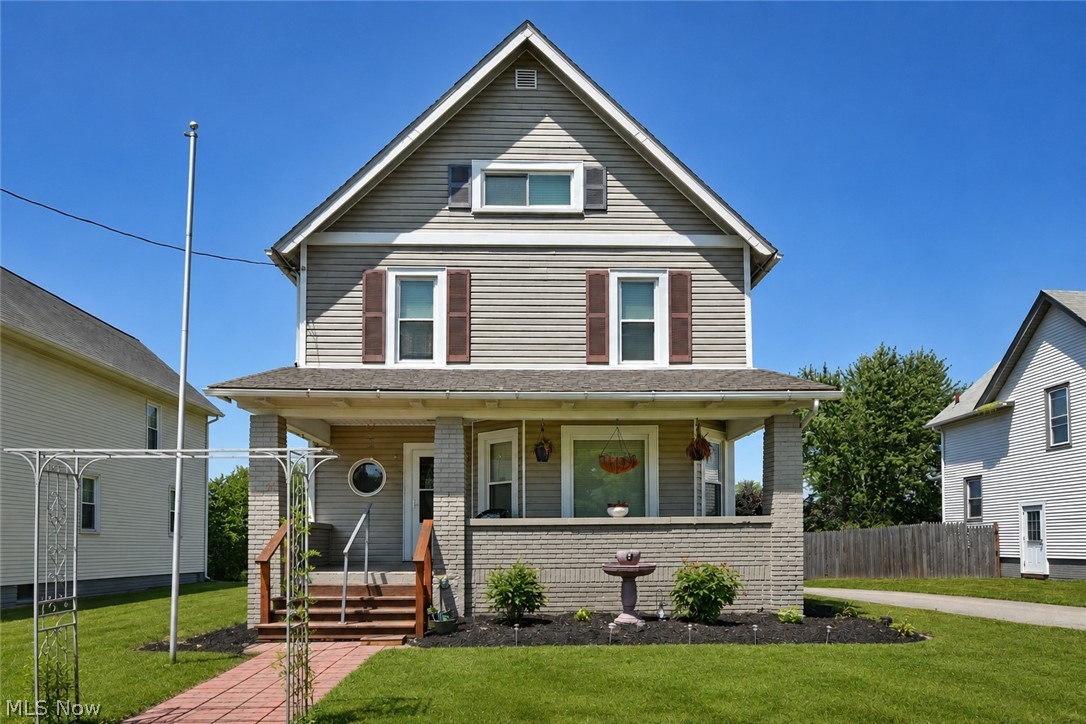 24 Lincoln Avenue Niles OH 44446