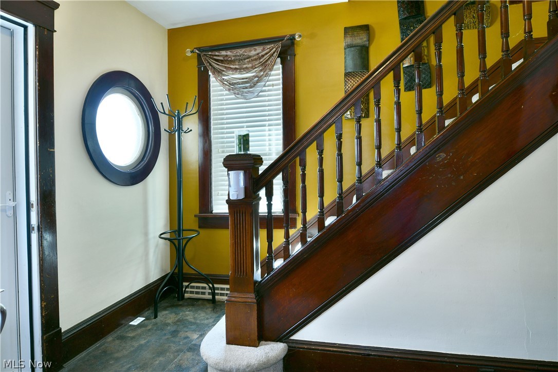 24 Lincoln Avenue Niles OH 44446