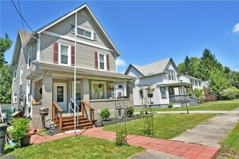 24 Lincoln Avenue Niles OH 44446