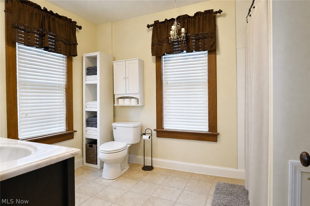 24 Lincoln Avenue Niles OH 44446