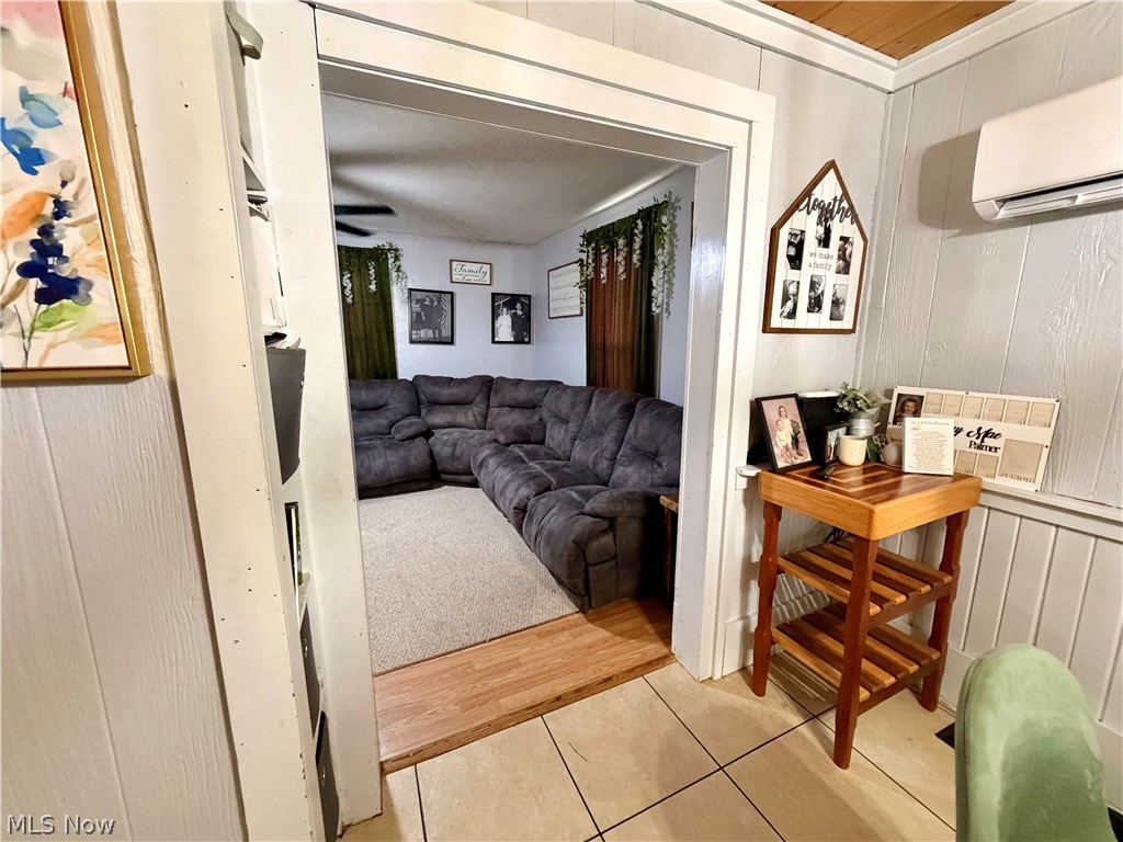 412 4th Street Warsaw OH 43844