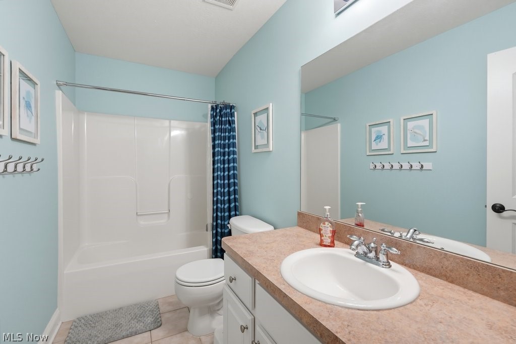 1049 Whispering Woods Drive Macedonia OH 44056