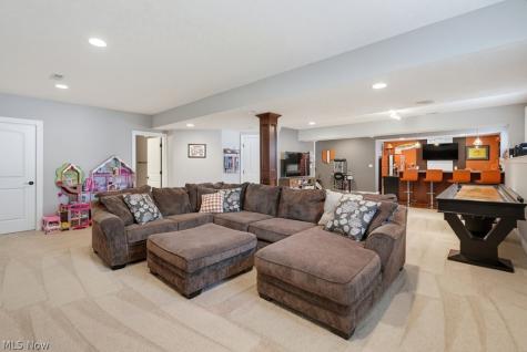 1049 Whispering Woods Drive Macedonia OH 44056
