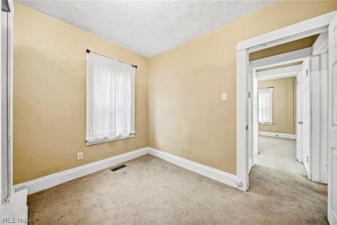 259 E 324th Street Willowick OH 44095